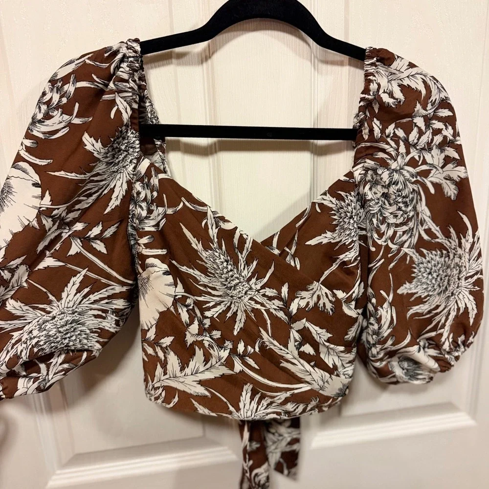 Express Womens Brown Floral Puff Sleeve Crop Top Tie Back Surplice Size 0 - Picture 2 of 14
